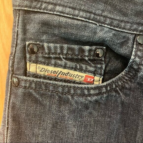 DIESEL  INDUSTRY Sz 28 Safado Jeans Button Fly Dark Wash Jeans - Picture 2 of 6